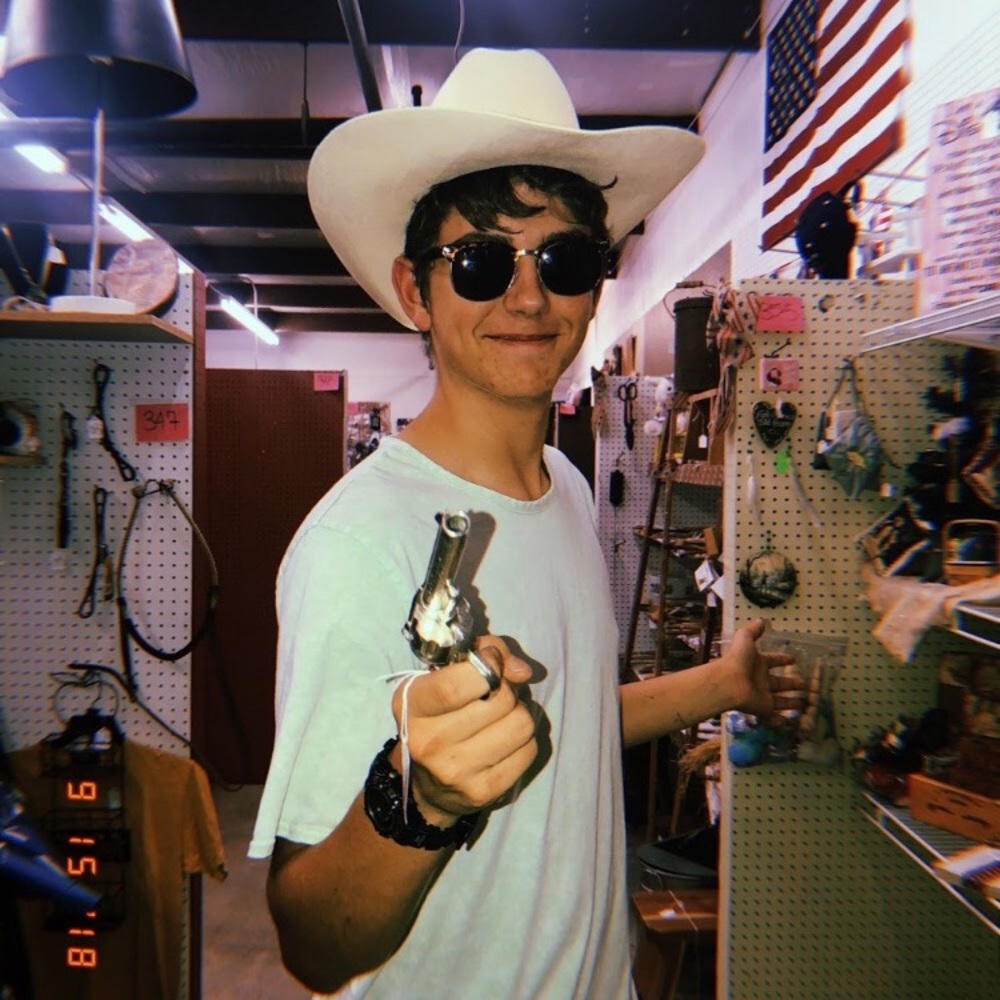 Meet your Posher, Braxton